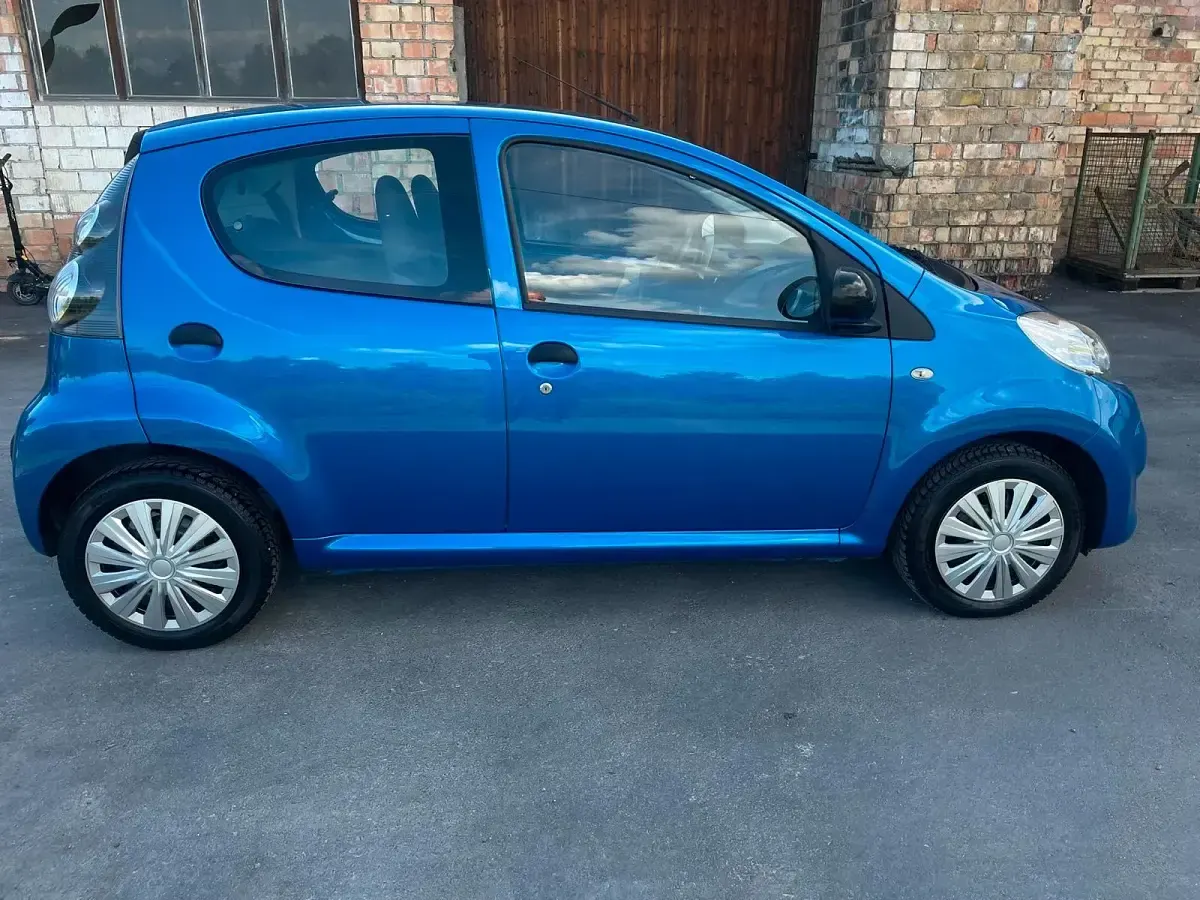 Gebraucht Citroën C1 68 PS (50 kW) 2009 Blau Kleinwagen