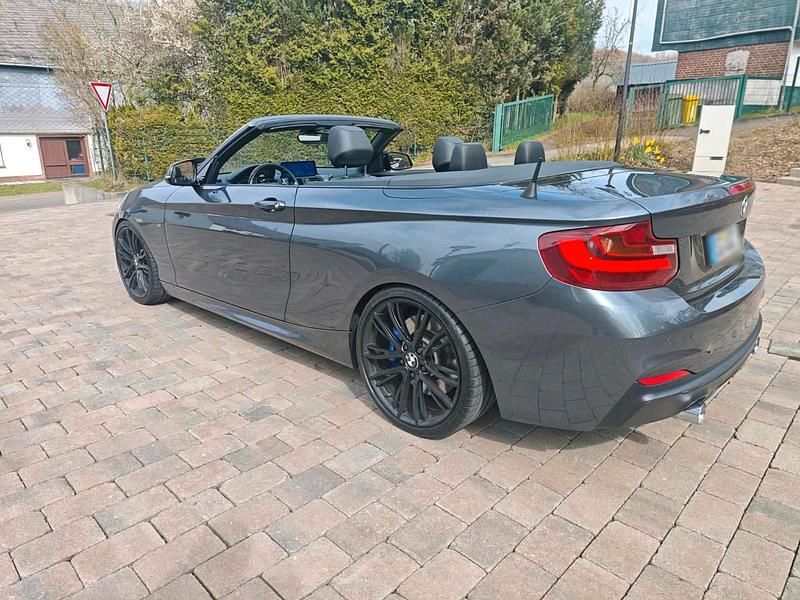 Gebraucht BMW M235 Performance 326 PS (239 kW) 2016 Grau Cabrio