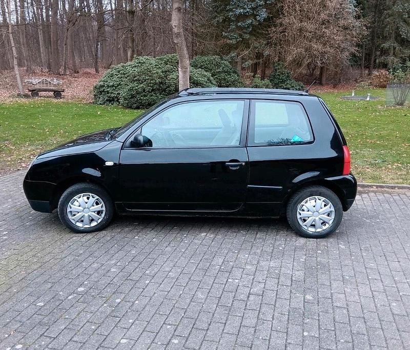 Second-hand VW Lupo 50 CP (36 kW) 2002 Negru Hatchback