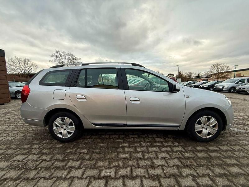 Gebraucht Dacia Logan MCV Lauréate 90 PS (66 kW) 2017 Grau Limousine