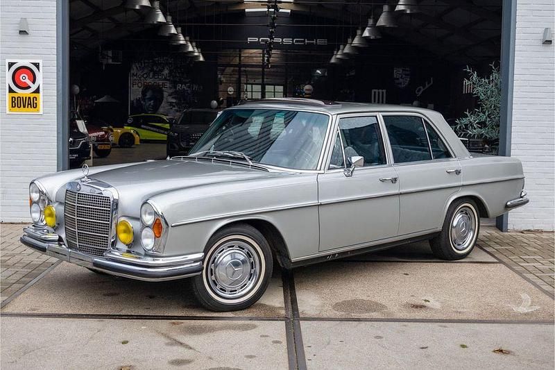 Grau Gebraucht 1967 Mercedes S280 SE Limousine | 48.250 € - Bild 1/4
