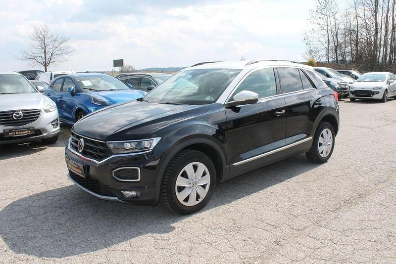 Gebraucht VW T-Roc 116 PS (85 kW) 2018 Deep black perleffekt SUV