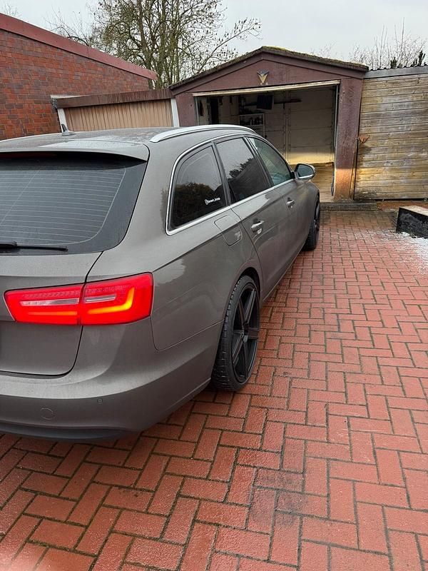 Gebraucht Audi A6 177 PS (130 kW) 2012 Kombi