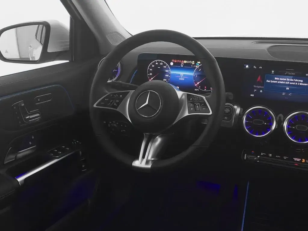 Gebraucht Mercedes GLB220 Progressive 190 PS (139 kW) 2025 Weiß SUV