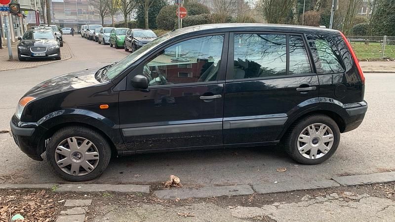 Gebraucht Ford Fusion 75 PS (55 kW) 2006 Schwarz Kleinwagen