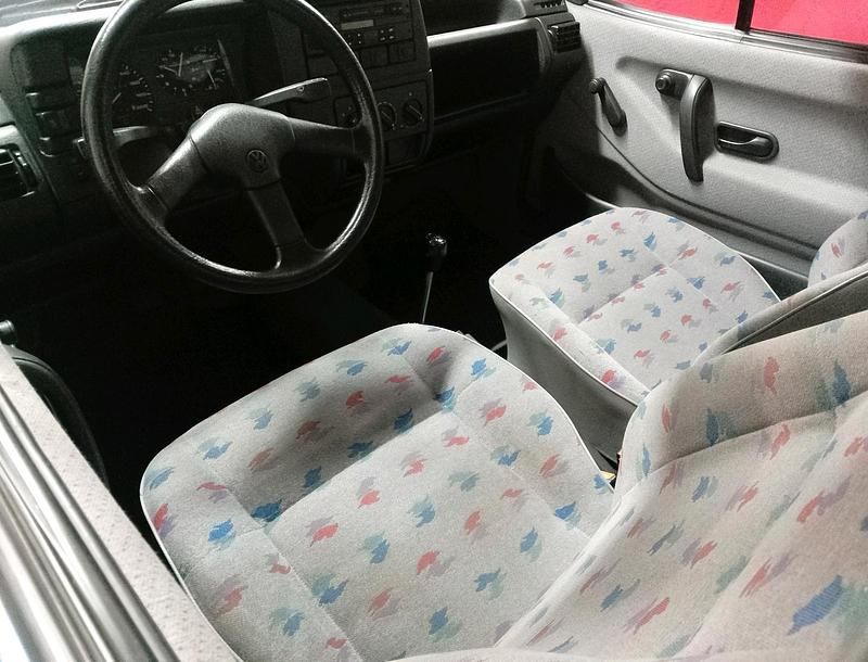 Second-hand VW Polo 45 CP (33 kW) 1992 Albastru Hatchback