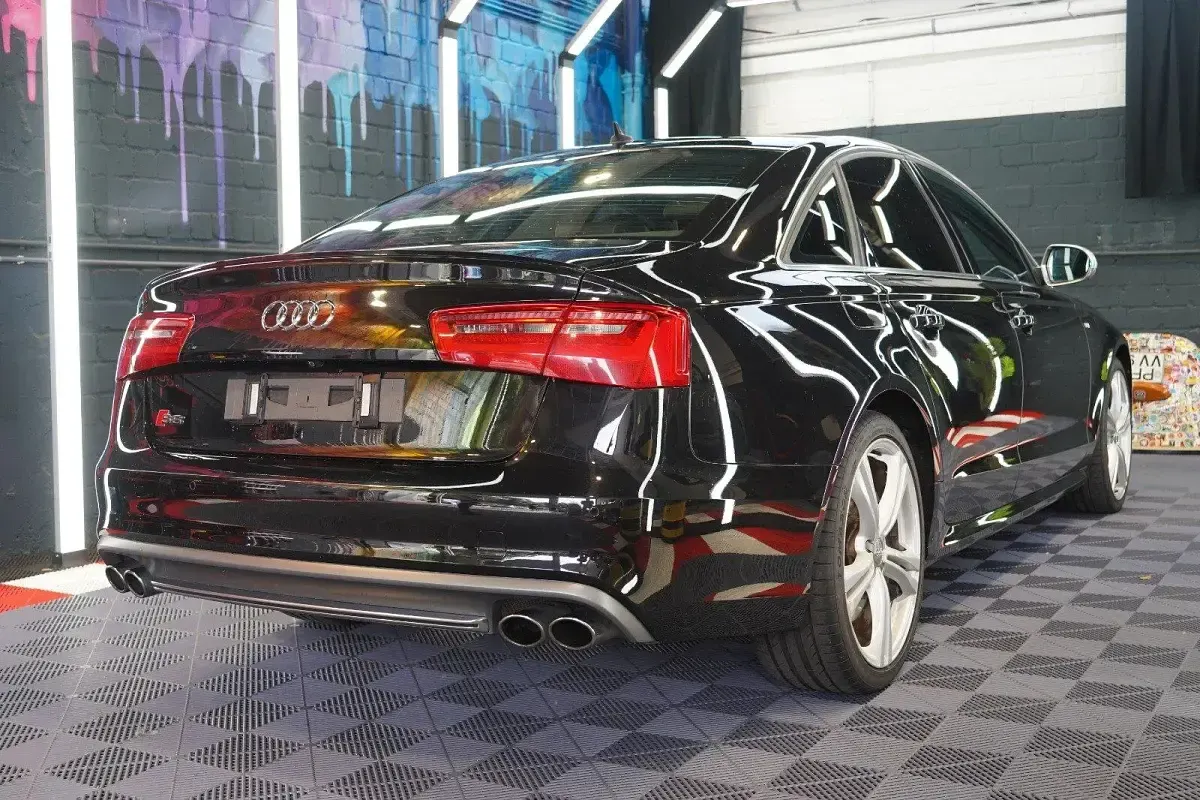 Gebraucht Audi S6 Ambiente 420 PS (308 kW) 2013 Schwarz Limousine