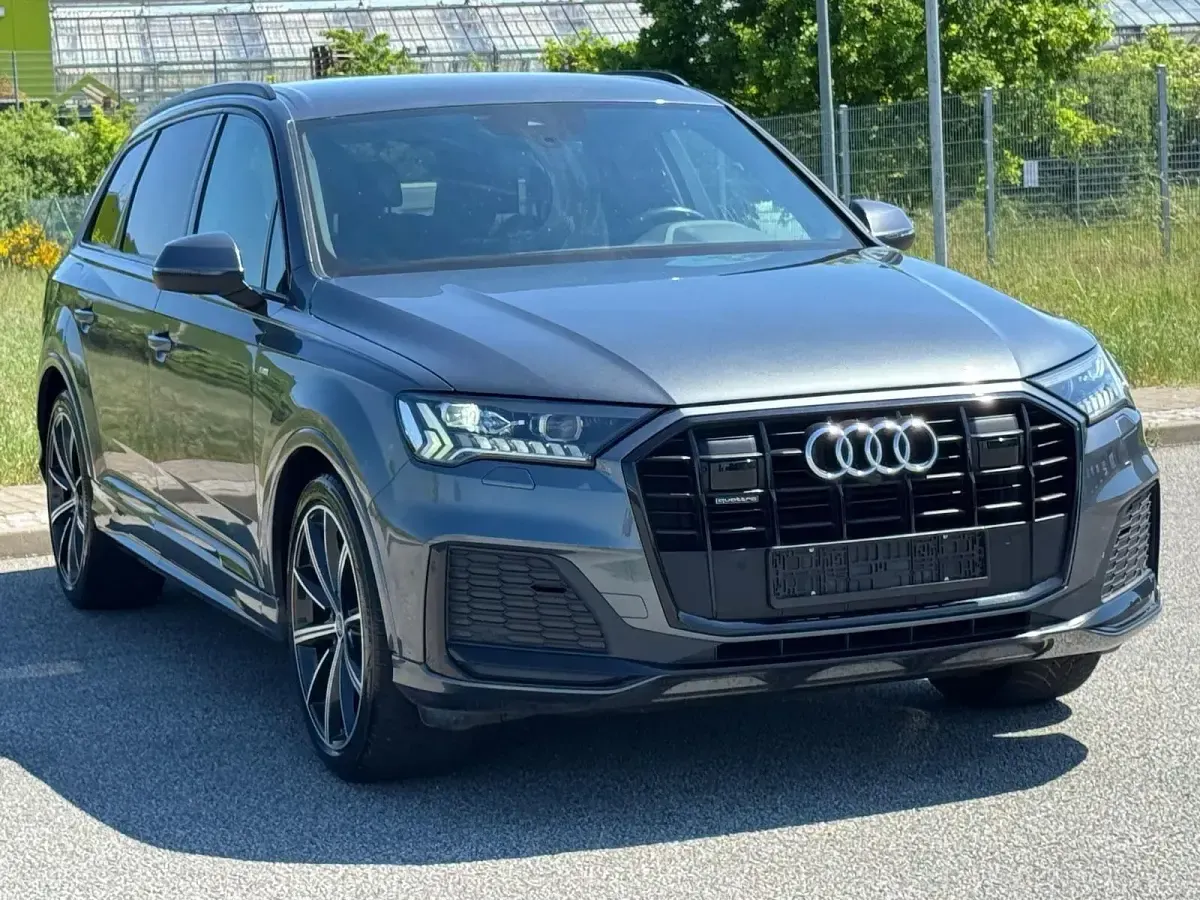 Gebraucht Audi Q7 Black Edition 286 PS (210 kW) 2021 Grau SUV