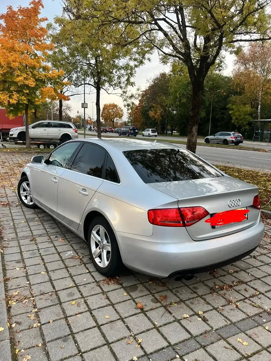 Gebraucht Audi A4 120 PS (88 kW) 2009 Silber Limousine