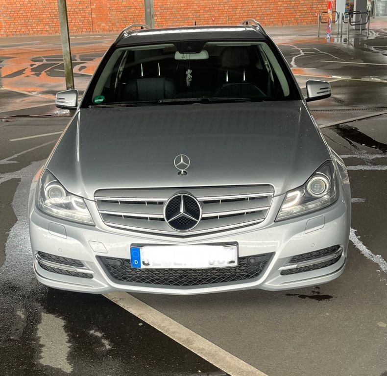 Silber Gebraucht 2014 Mercedes C220 Avantgarde Kombi | 14.500 € (Fairer Preis) - Bild 1/4