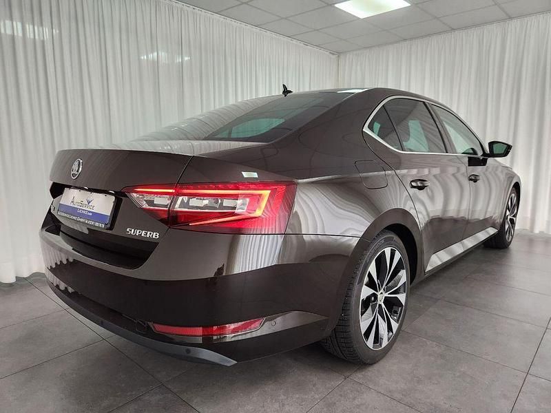 Gebraucht Skoda Superb Style 220 PS (161 kW) 2016 Braun Limousine