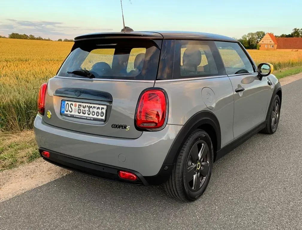 Occasion Mini Cooper SE Essential 135 kW (184 ch) 2022 Gris Citadine