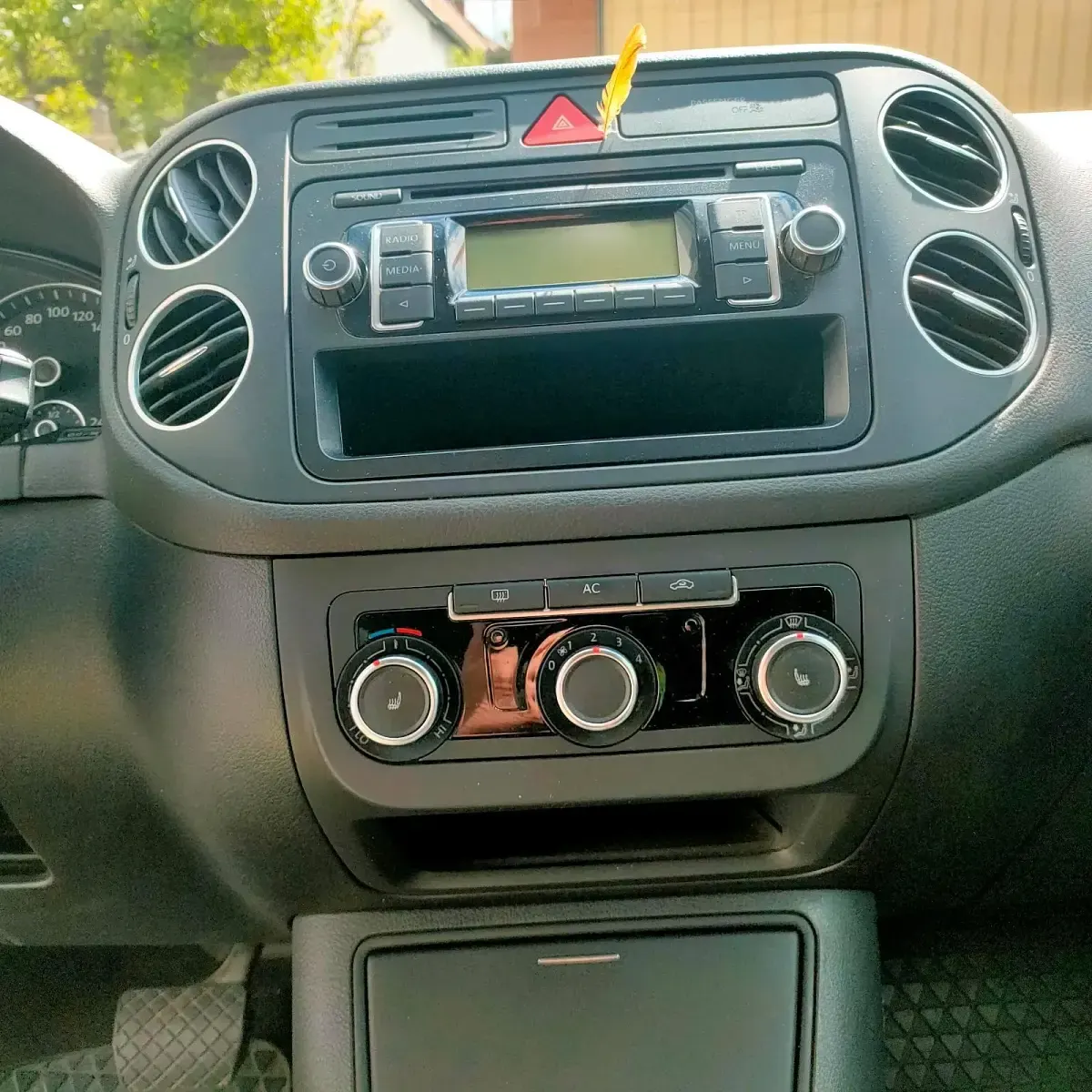 Gebraucht VW Golf Plus Cross 122 PS (89 kW) 2011 Grau Van / Kleinbus