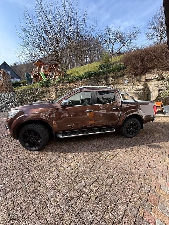 Gebraucht Nissan Navara 190 PS (139 kW) 2018 Braun Pickup