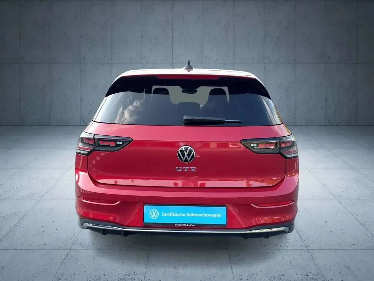 Gebraucht VW Golf VIII GTE 272 PS (200 kW) 2025 Rot Limousine
