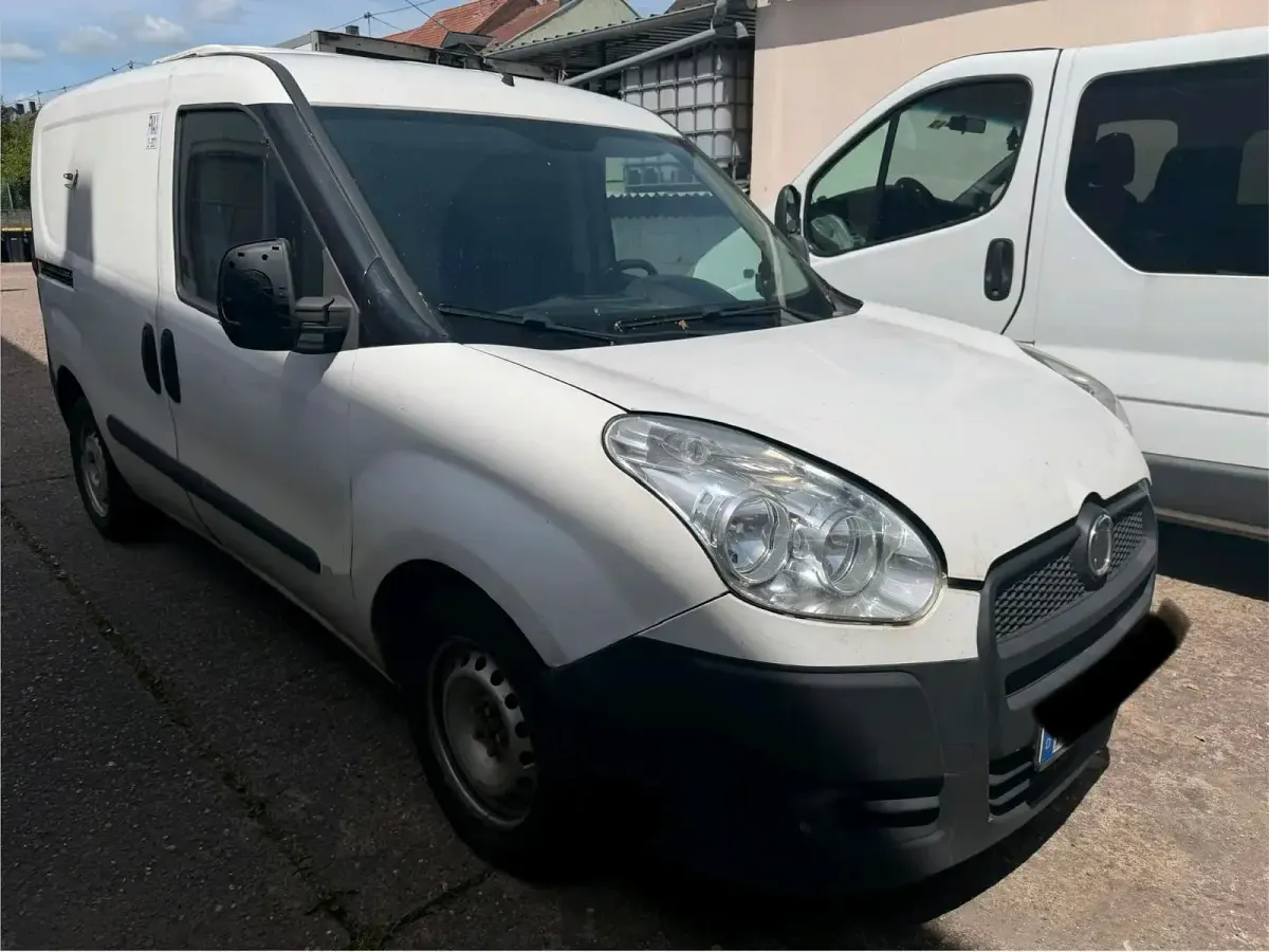Gebraucht Fiat Doblò 91 PS (66 kW) 2012 Weiß Van / Kleinbus