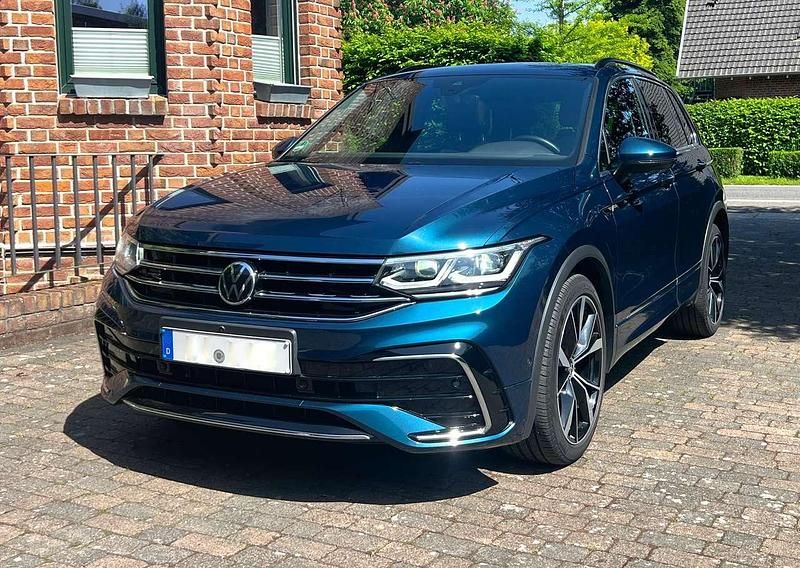 Blau Gebraucht 2021 VW Tiguan R-line SUV | 29.990 € (Fairer Preis) - Bild 1/4