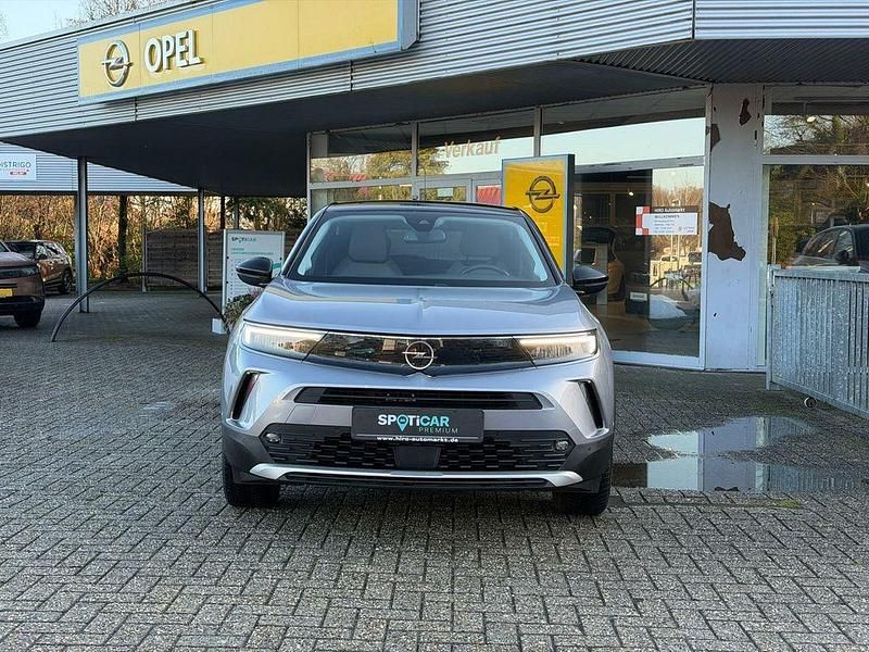 Gebraucht Opel Mokka-e Elegance 100 kW (136 PS) 2022 Quarz silber SUV