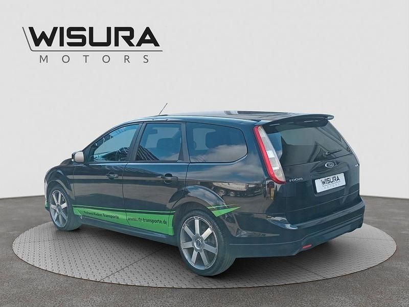 Gebraucht Ford Focus Titanium 136 PS (100 kW) 2010 Schwarz Limousine