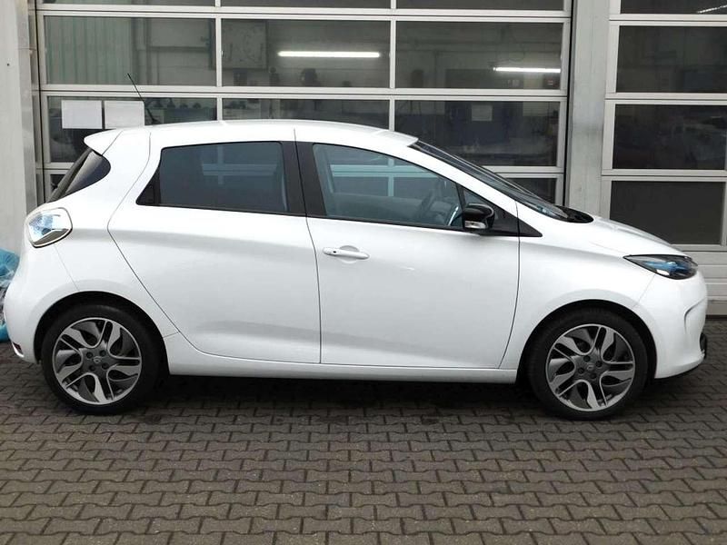 Gebraucht Renault Zoe Intens 42 kW (58 PS) 2015 Weiß Kleinwagen