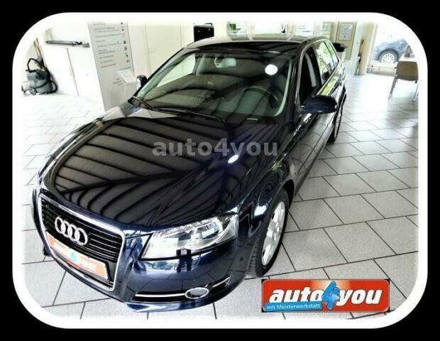 Blau metallic Gebraucht 2010 Audi A3 Sportback Ambiente Kleinwagen | 10.990 € - Bild 1/4