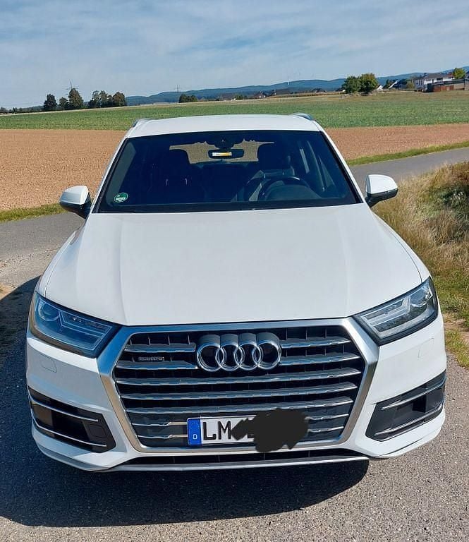 Weiß Gebraucht 2018 Audi Q7 S-Line SUV | 34.500 € (Superpreis) - Bild 1/4