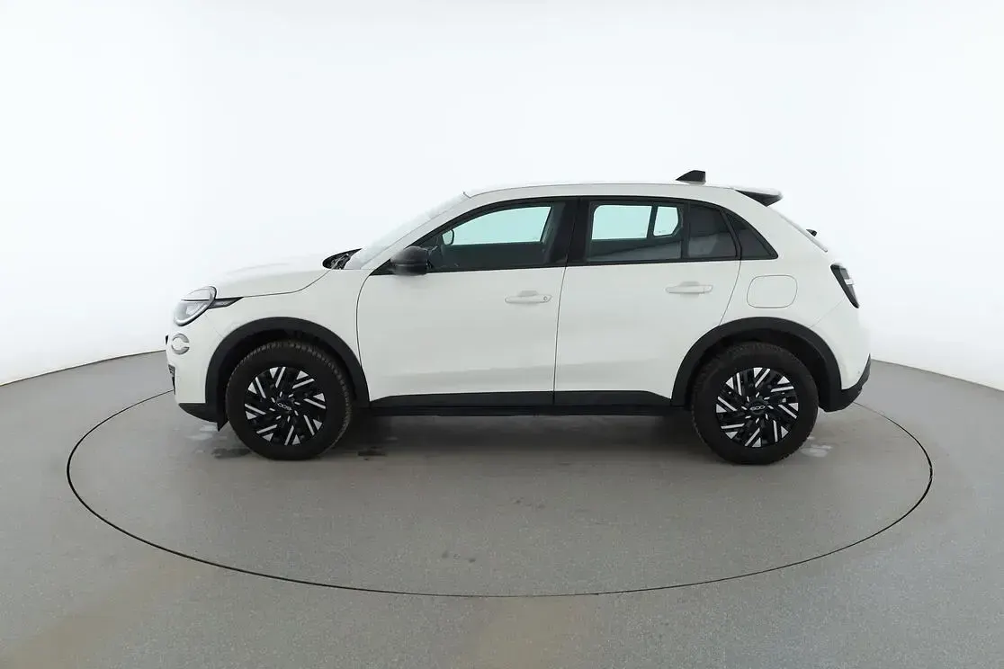 Gebraucht Fiat 600 136 PS (100 kW) 2025 Weiß SUV