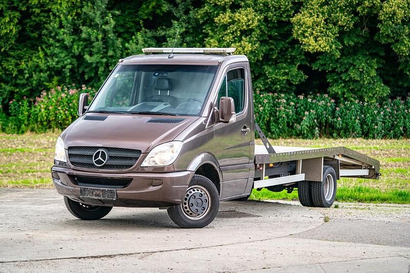 Braun Gebraucht 2011 Mercedes Sprinter Van | 21.000 € - Bild 1/4