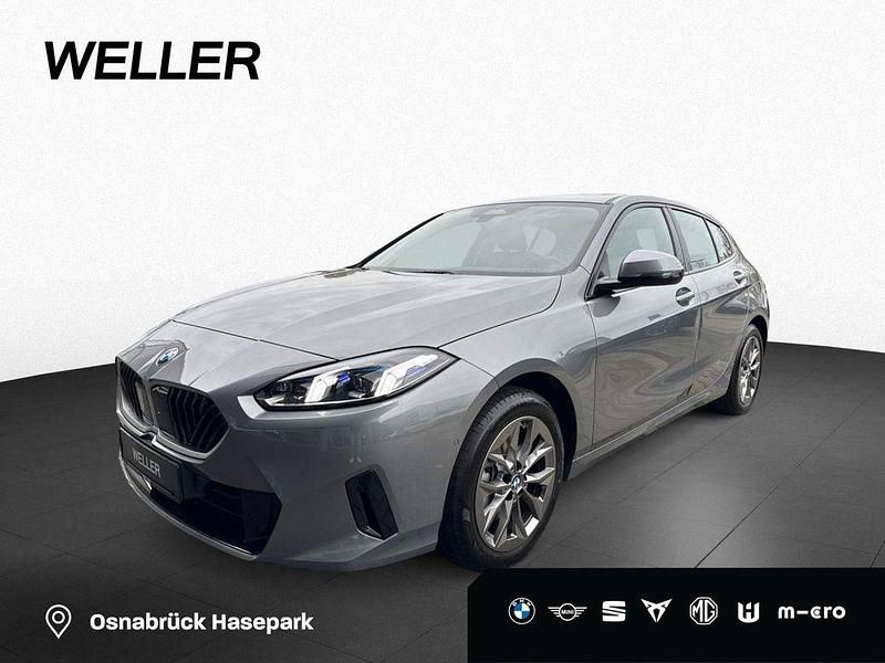 Skyscraper grau (grau) Gebraucht 2024 BMW 120 Comfort Edition Kleinwagen | 27.990 € (Guter Preis) - Bild 1/4