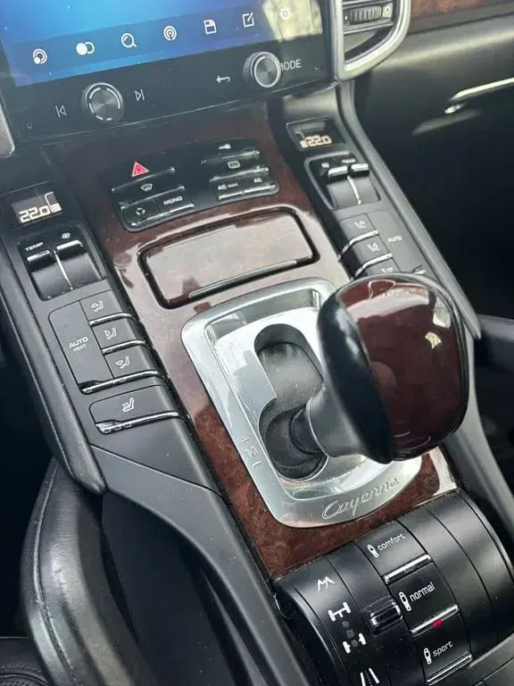 Gebraucht Porsche Cayenne S 400 PS (294 kW) 2010 Silber SUV