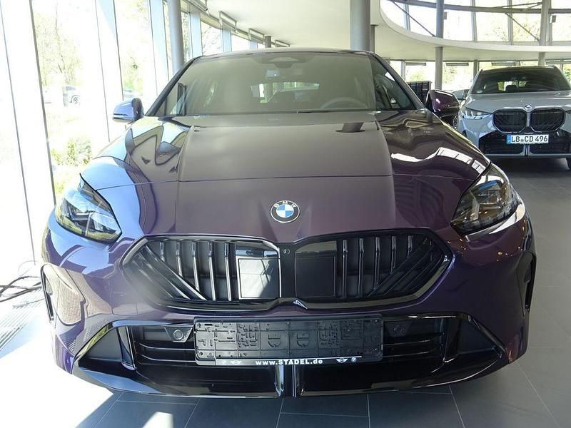 Neu BMW 120 2026 Thundernight metallic Kleinwagen