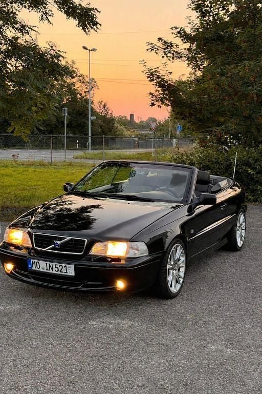 Schwarz Gebraucht 2000 Volvo C70 Cabrio | 1.300 € (Superpreis) - Bild 1/4