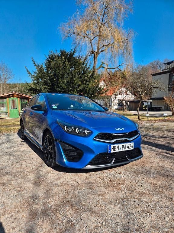 Gebraucht Kia Ceed GT-Line 160 PS (117 kW) 2022 Blau Kleinwagen