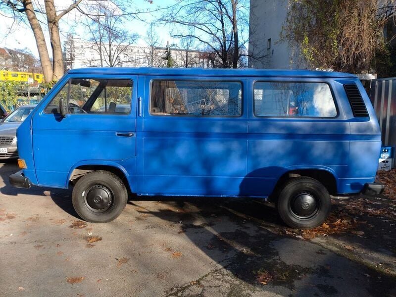 Blau Gebraucht 1990 VW T3 Van | 18.999 € - Bild 1/4