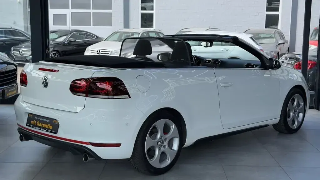 Gebraucht VW Golf Cabriolet GTI 211 PS (155 kW) 2012 Weiß Cabrio