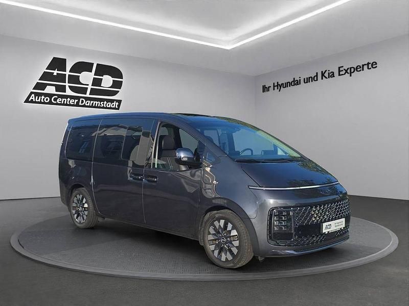 Gebraucht Hyundai Staria Signature 177 PS (130 kW) 2021 Grau Van / Kleinbus