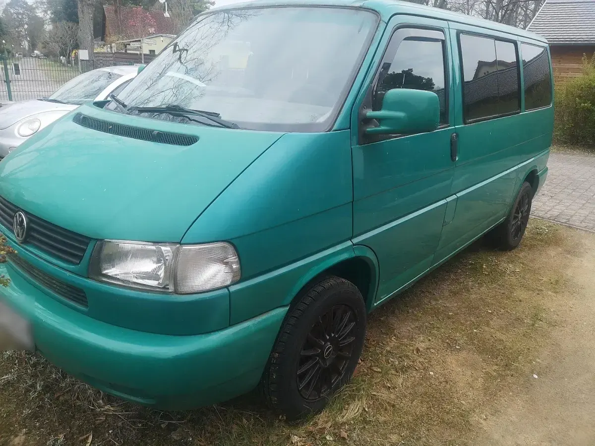 Gebraucht VW Caravelle 102 PS (75 kW) 1996 Grün Van