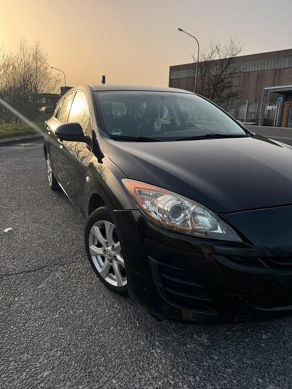 Gebraucht Mazda 3 105 PS (77 kW) 2009 Schwarz Kleinwagen