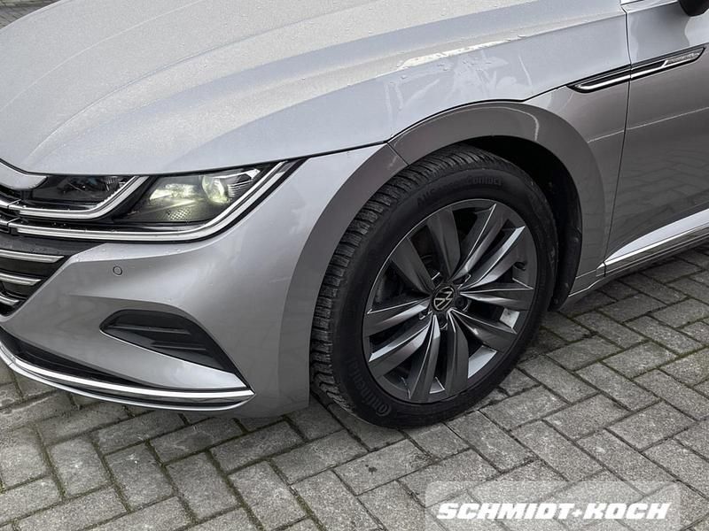 Gebraucht VW Arteon Elegance 150 PS (110 kW) 2023 Pyritsilber (silber) Limousine