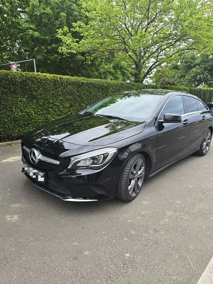 Gebraucht Mercedes CLA200 Shooting Brake 156 PS (114 kW) 2018 Kombi