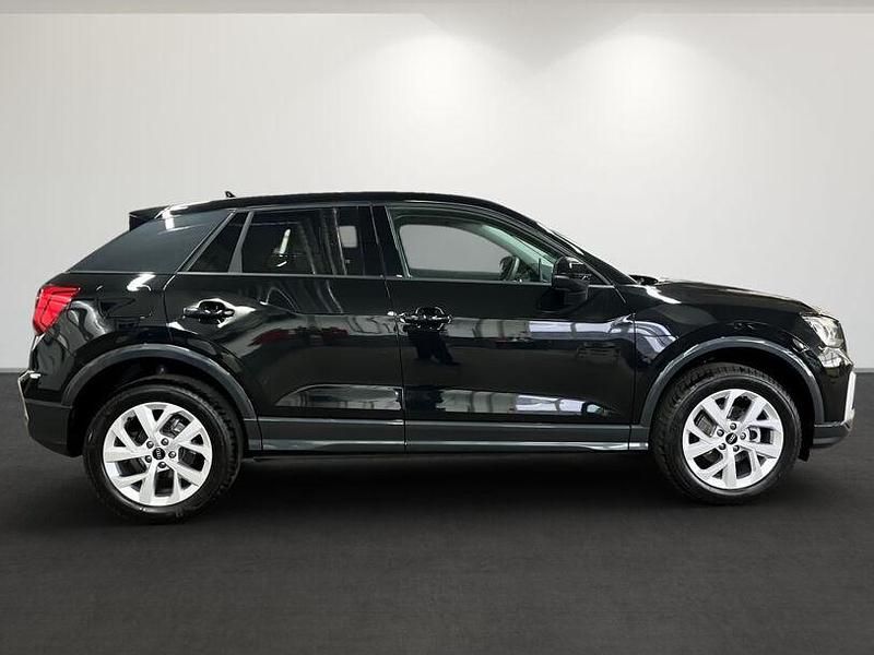 Gebraucht Audi Q2 Advanced Plus 150 PS (110 kW) 2025 Mythosschwarz metallic SUV