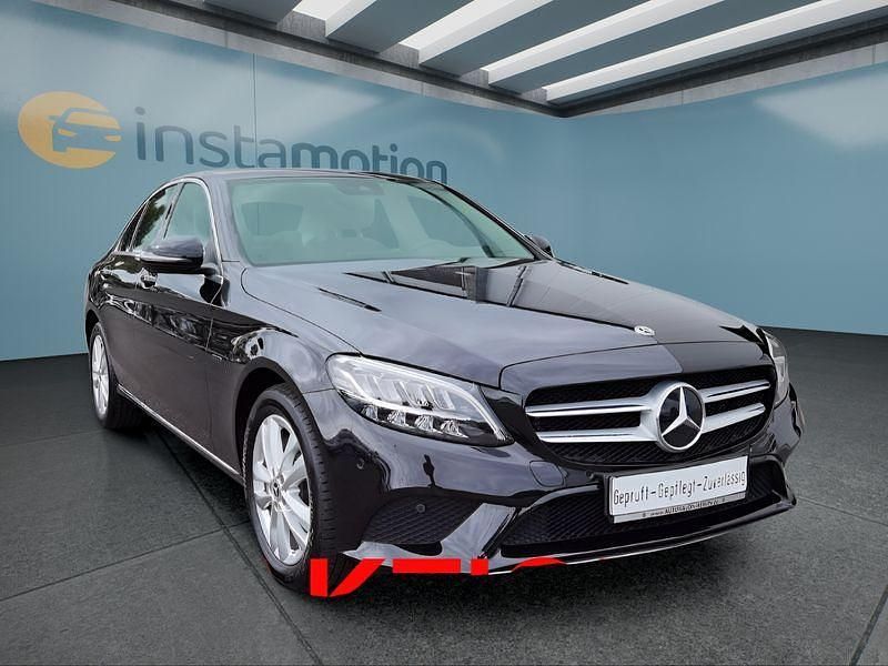 Gebraucht Mercedes C300e 320 PS (235 kW) 2020 Schwarz Limousine