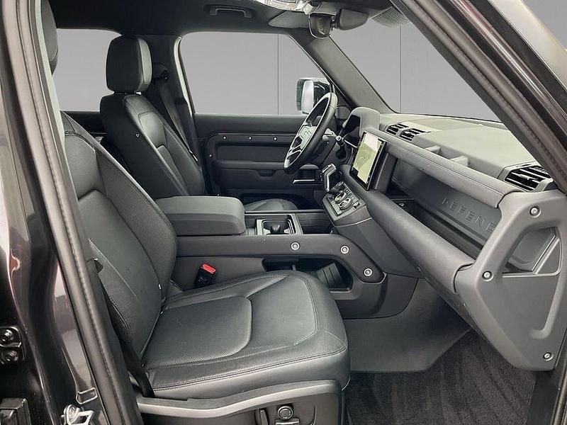 Gebraucht Land Rover Defender SE Dynamic 304 PS (223 kW) 2022 Carpathian grey SUV