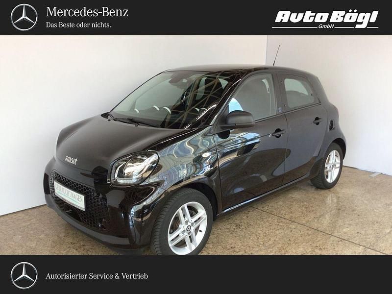 Gebraucht Smart ForFour Electric Drive 60 kW (82 PS) 2021 Karosserie in black Limousine