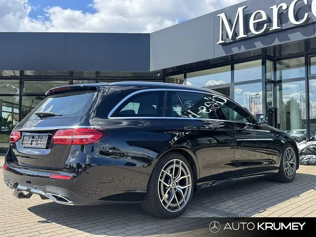 Gebraucht Mercedes E200 AMG line 197 PS (144 kW) 2022 Schwarz Kombi