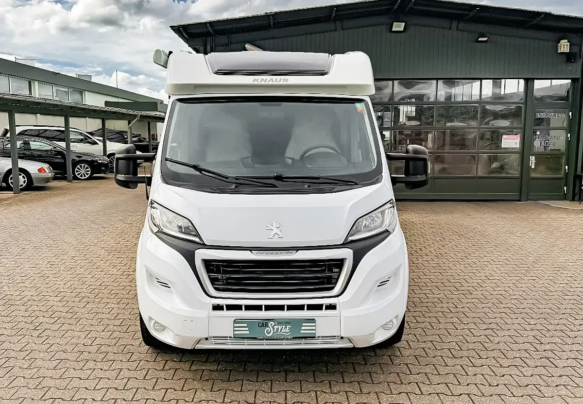 Gebraucht Knaus VAN TI 163 PS (119 kW) 2019 Weiß metallic Van