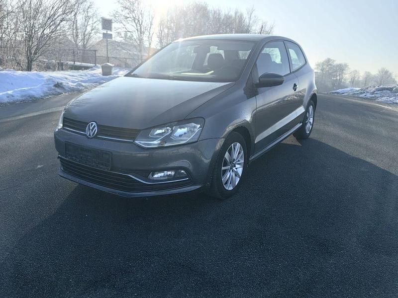 Gebraucht VW Polo Comfortline 75 PS (55 kW) 2016 Grau Kleinwagen
