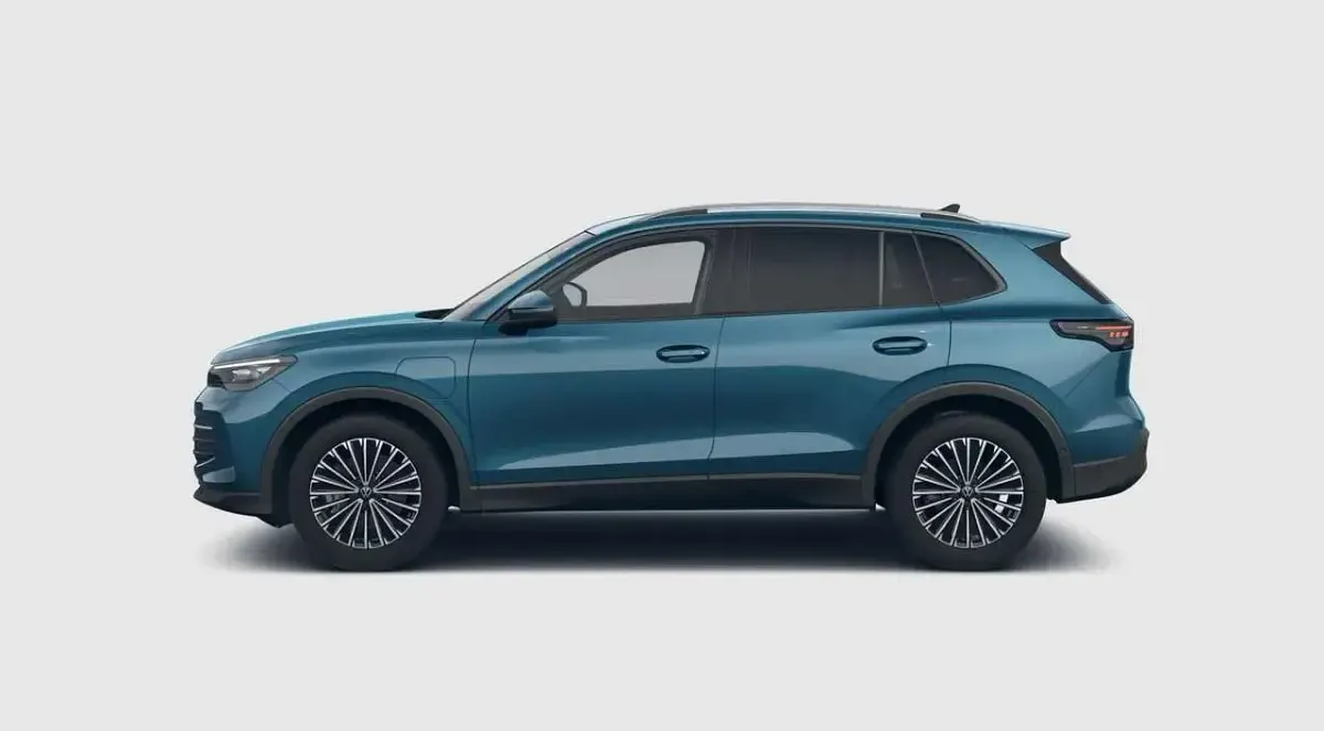 Neu VW Tiguan Life 204 PS (150 kW) 2026 Nightshade blue metallic SUV