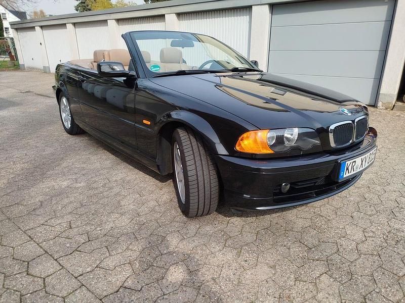 Gebraucht BMW 318 Cabriolet 150 PS (110 kW) 2003 Schwarz Cabrio