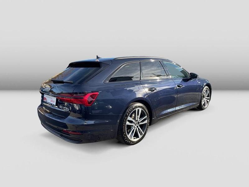 Gebraucht Audi A6 S-Line 299 PS (219 kW) 2022 Blau Kombi